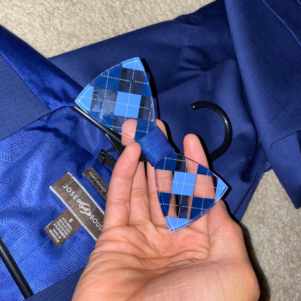 Full on suit - Picture 2 of 6